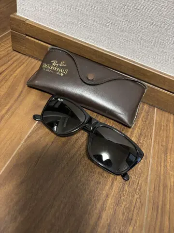 레이밴 캣츠