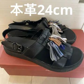 가죽 통굽 프린지 샌들 블랙 24cm 뒤꿈치 수리 완료 박스 없음