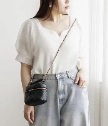 CLETTE 오리지널 시어 소매 하트넥 니트 화이트 3L