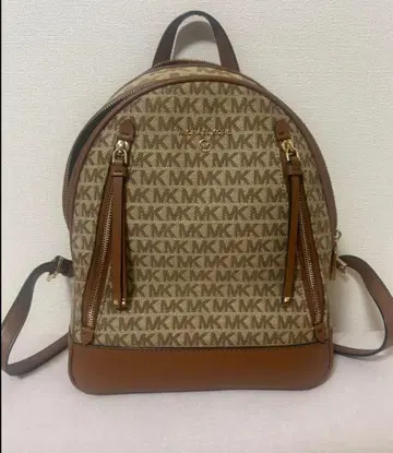 MICHAEL KORS 브라운 백팩
