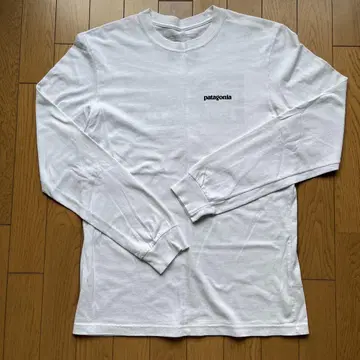 patagonia 화이트 긴팔 티셔츠