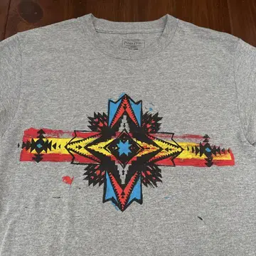 Pendleton 그레이 티셔츠 네이티브 디자인