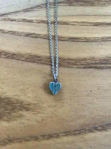 할리우드 런치 마켓 H 하트 목걸이 빨간색 팔찌