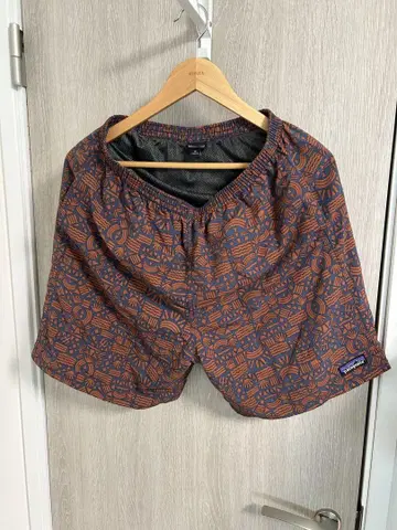 patagonia 기하학 패턴 숏팬츠 M