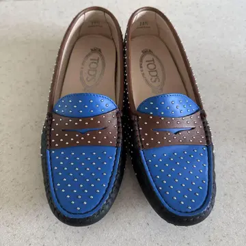TOD'S 스터드 드라이빙 신발 36.5 23.5cm
