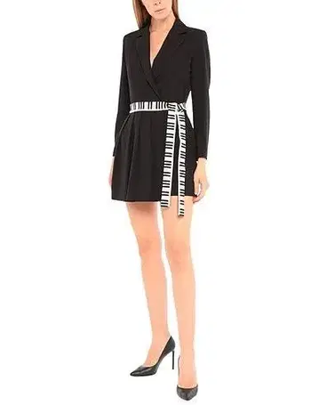 [미사용에 가까움] BOUTIQUE MOSCHINO 멋쟁이 점프 수트
