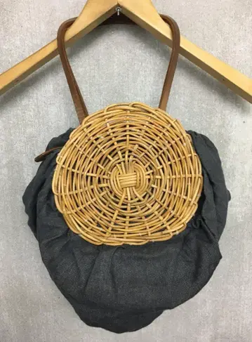 에바고스 청량 새상품급 WAHAHA 홍등 바스켓 절개 토트백