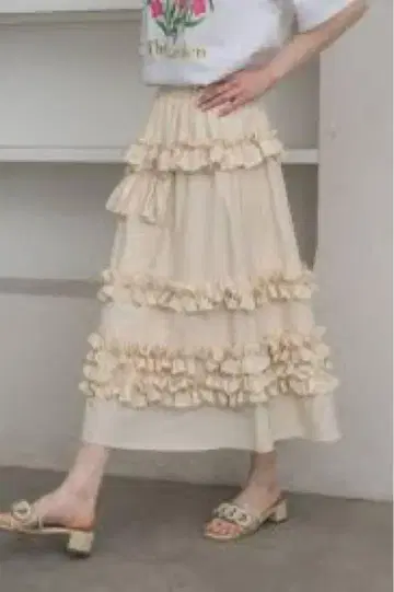 idem whip frill volume skirt FREE