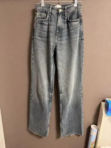 ZARA 스트레이트 레그 데님 EUR 34