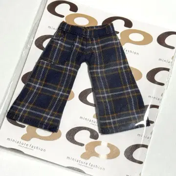 오비츠11 딜러 제작 아웃핏