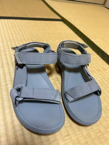 Teva 25cm