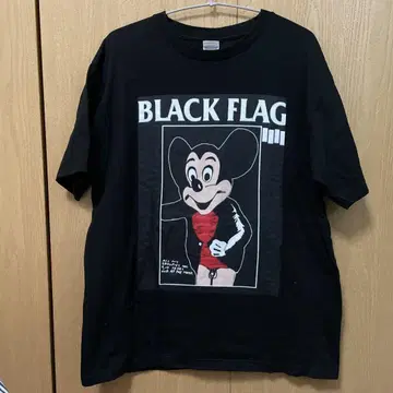 블랙 플래그 티셔츠