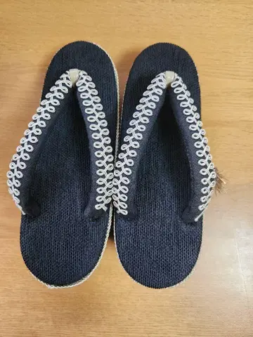 후리후 코드 태슬 조리 블랙