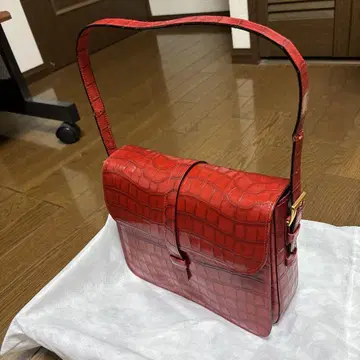 레드 크로커다일풍 소가죽 숄더백 일본제 ungaro paris