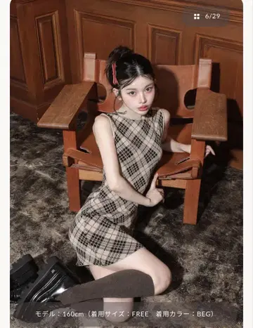 Darich 다리치 체크 자카드 슬리브리스 니트 미니 원피스