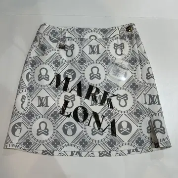 새상품 MARK & LONA 그래픽 스커트