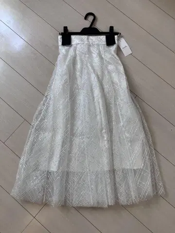 dazzlin 화이트 롱 스커트 S 사이즈