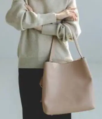 베이지 잔니 노타로 원핸들 숄더