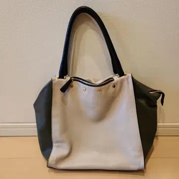 FURLA 가죽 토트백 화이트/카키