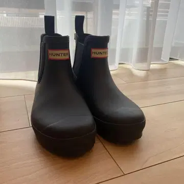 HUNTER 블랙 레인부츠 UK4