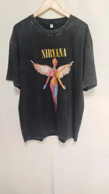 밴드 T셔츠 NIRVANA 너바나 새상품 블랙 사이즈 L