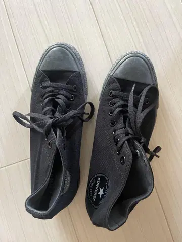 CONVERSE 블랙 하이컷 스니커즈 5.5