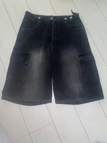 와이드 숏 데님 DEVELOP 한국 바지
