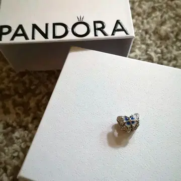 Pandora 블루 버터플라이 나비 참