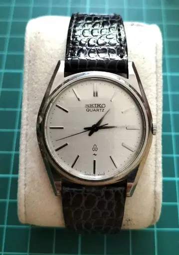 SEIKO 7121-8000 쿼츠 손목시계 실버 다이얼