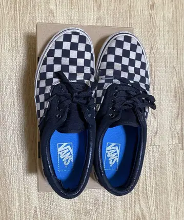Vans 체커 플래그 스니커즈