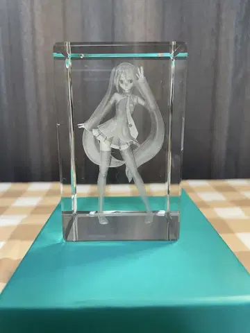 하츠네 미쿠 3D 크리스탈 오브제 약 10cm
