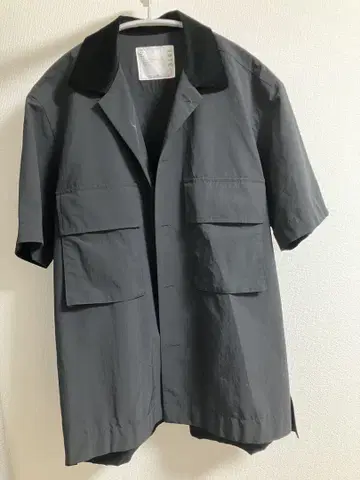 Sacai 매트 태피터 셔츠