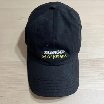XLARGE 쿠사마 야요이 콜라보 캡 블랙