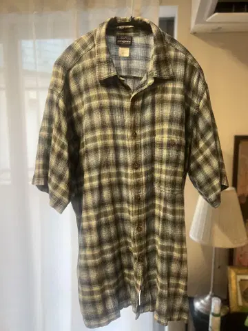 00s patagonia 체크 무늬 반팔 셔츠