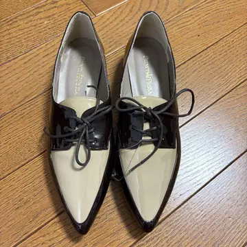미사용 새상품 PRINCI PESSA 프린치페사 로퍼 22.5cm