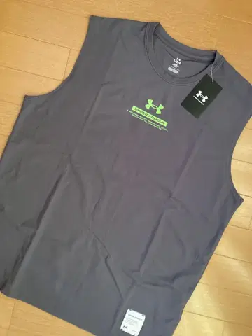 UNDER ARMOUR 슬리브리스 셔츠 L