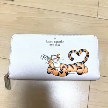 디즈니 X 케이트 스페이드 뉴욕 티거 라지 지갑