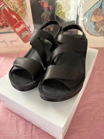 (317) 새상품급 NICO 샌들 블랙 M (23~23.5cm) 일본제