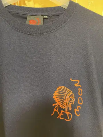 새상품 RED MOON 레드문 티셔츠 사이즈 40