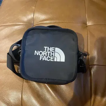 The north face 숄더백 블랙