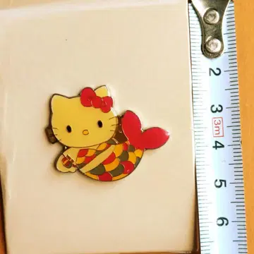 헬로키티 핀즈 핀 배지