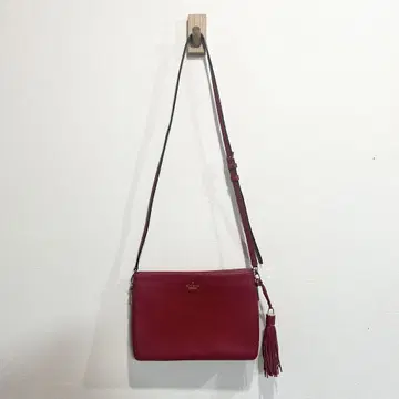 kate spade 숄더백 태슬