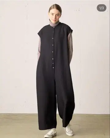 택 포함 새상품 MidiUmi 리사이클 블랙 슬리브리스 올인원