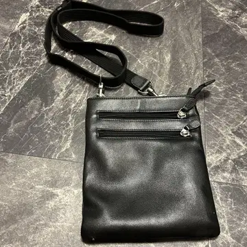 블랙 숄더백 2 포켓