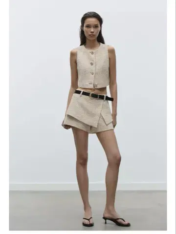 ZARA 텍스처 크롭 베스트