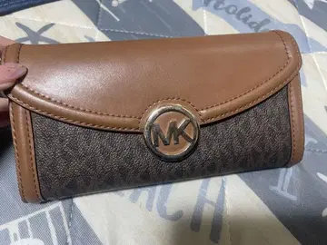 MICHAEL KORS 브라운 가죽 지갑