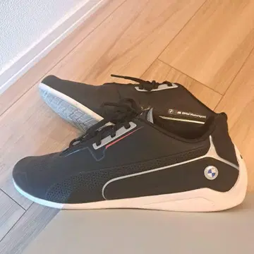 PUMA BMW 드리프트 캣 8 스니커즈