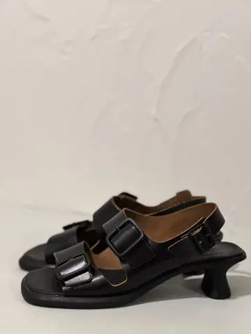 캠퍼 샌들 36