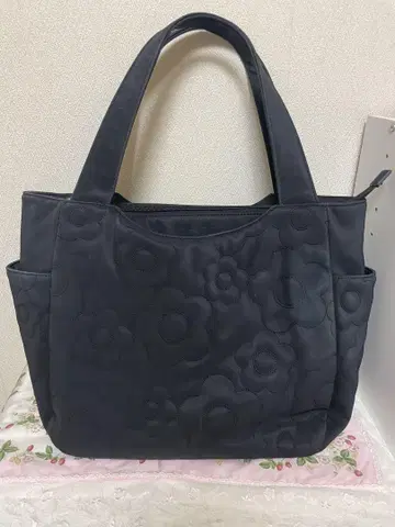 MARY QUANT 꽃무늬 토트백 블랙