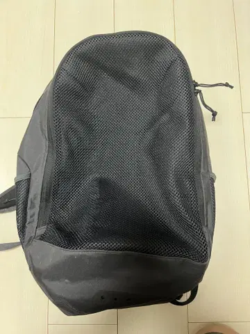 파타고니아 메쉬 백팩